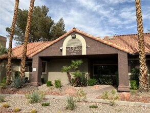 Building Photo - 5044 S Rainbow Blvd