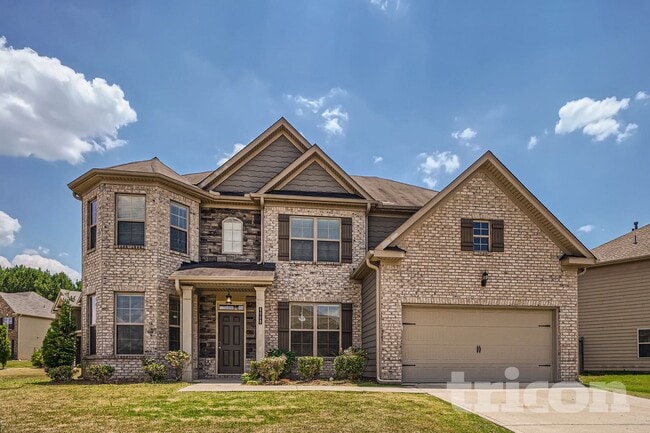 Building Photo - 8000 Hillside Climb Wy