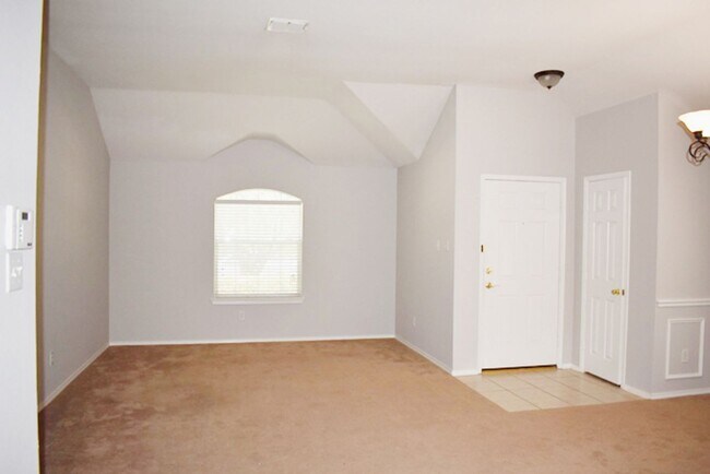 Foto del edificio - 11901 Gold Creek Dr E