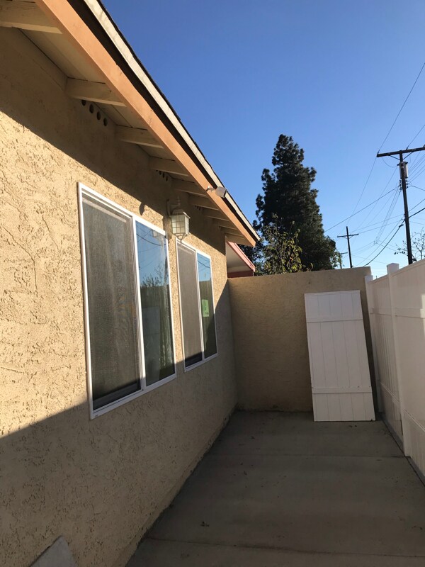 Building Photo - 6919 Shoup Ave