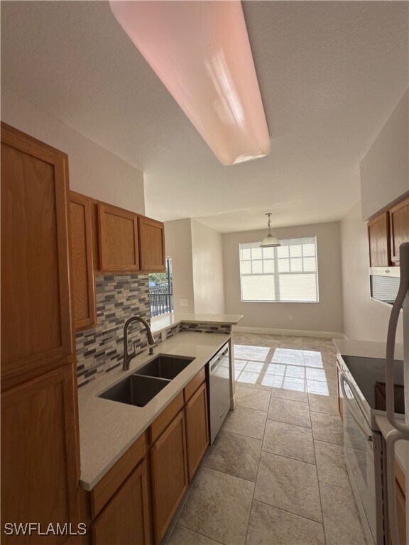 Building Photo - 7985 Preserve Cir
