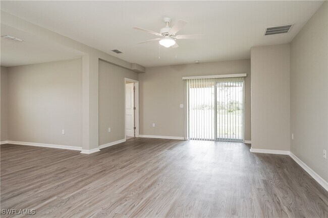 Foto del edificio - 1238 NE 40th Terrace