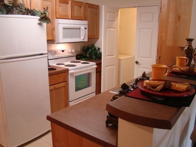 Building Photo - 222 Bostic Dr