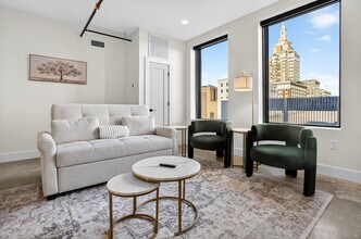 Building Photo - 116 W 3rd St