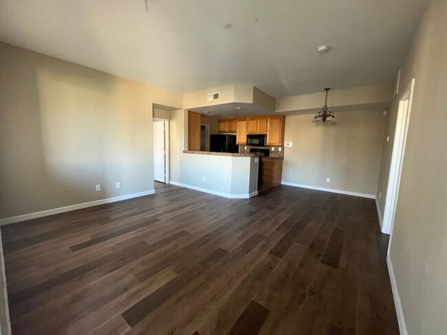 Foto del edificio - Cozy 2 bedroom apartment on East Palomar!