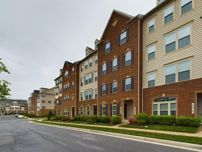 Foto del edificio - 6479 Jack Linton Dr S