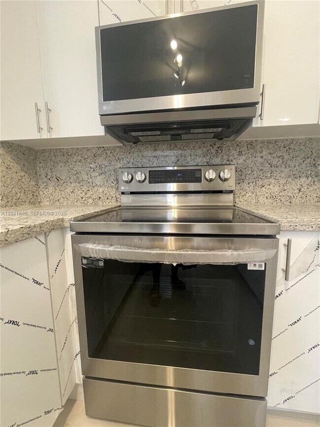 Foto del edificio - 14728 Balgowan Rd