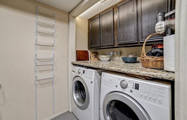 Building Photo - 14361 Misty Meadow Ln