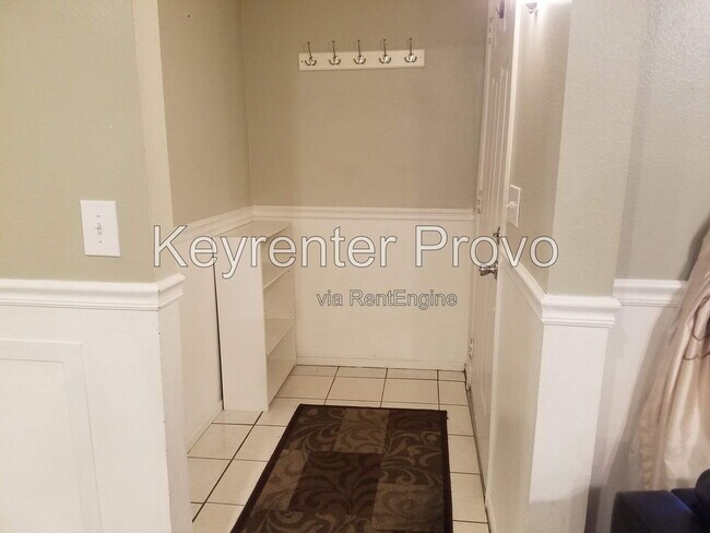 Foto del edificio - 1686 Hickory Ln