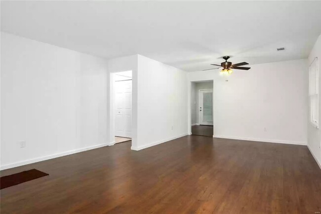 dining room - 1108 Cobblestone Dr