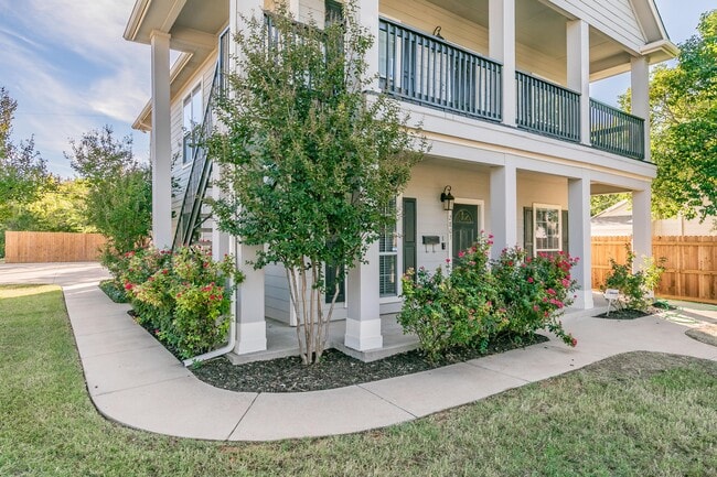 Photo - 2801 Frazier Ave House