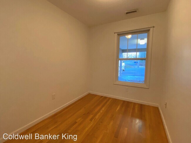Building Photo - 2 br, 1 bath House - 24 Triple H Drive  A