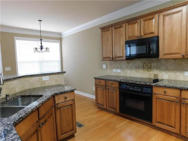 Building Photo - 1607 Belmont Creek Pointe