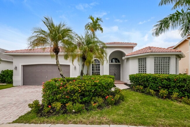 Building Photo - 2560 Jardin Manor