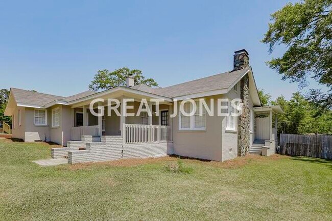 Building Photo - 2630 Tupelo Dr