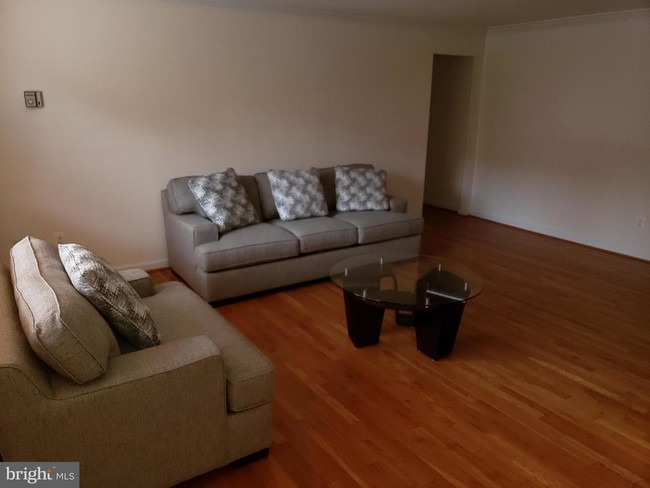 Foto del edificio - 2725 39th St NW