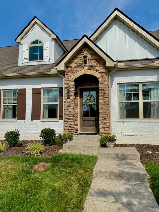 Foto principal - Well appointed Townhome