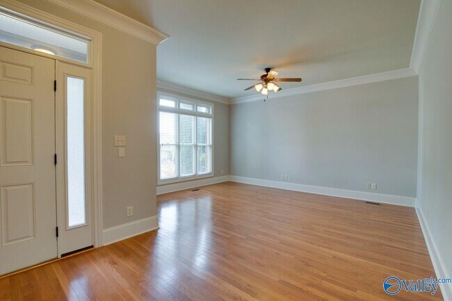 Foto del edificio - 6421 Lincoln Park Pl NW