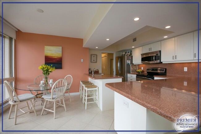 Foto del edificio - **OCEAN VIEW ** LA MER ** GULF SHORE BLVD*...