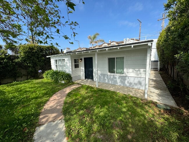 Building Photo - 1116 S Pacific Coast Hwy