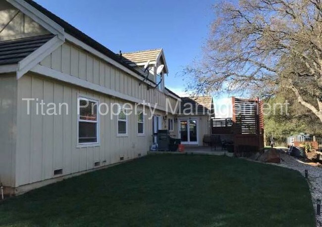 Foto del edificio - 8355 Haven Hill Ln