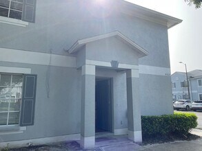 Building Photo - 4102 Waterside Island Ct