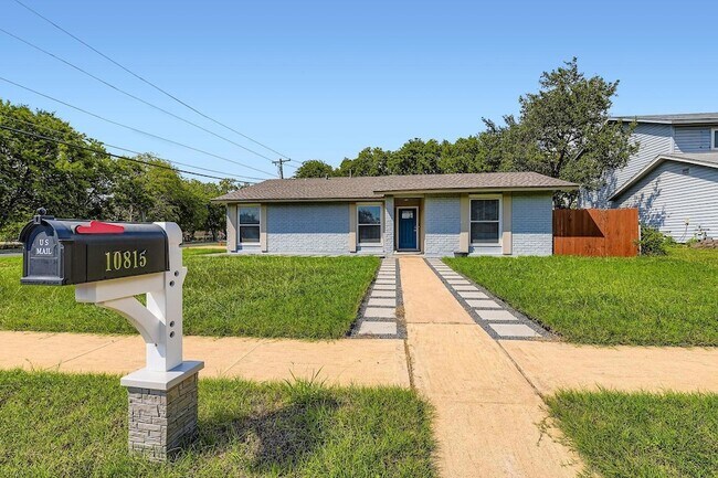 Building Photo - 10815 Lambert Cir