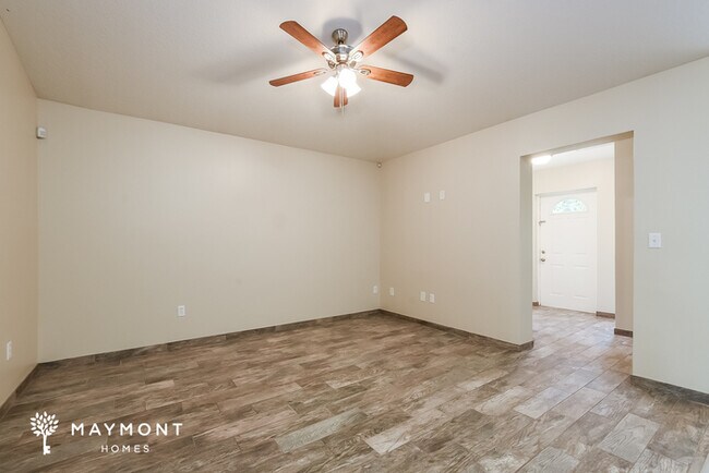 Foto del edificio - 542 Eldron Ave