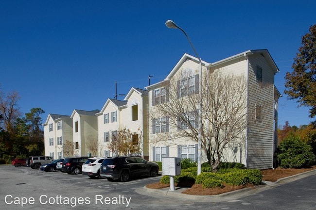 Building Photo - 5005 Hunters Trail