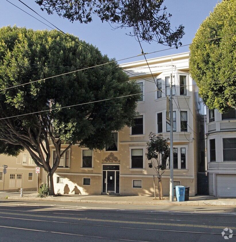 Primary Photo - 1138-1148 Church St