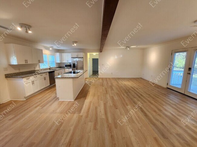 Building Photo - 4718 Chamblee Tucker Rd