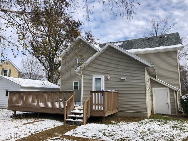 Building Photo - 3 br, 2.5 bath House - 154 River Road