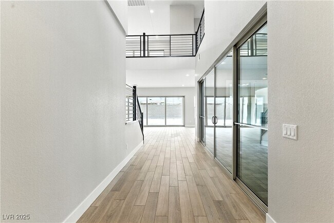 Foto del edificio - 5073 Slatestone St