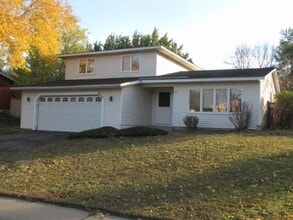 Building Photo - 17150 Foliage Ave