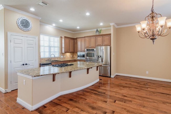 Foto del edificio - 70 Shell Port Square