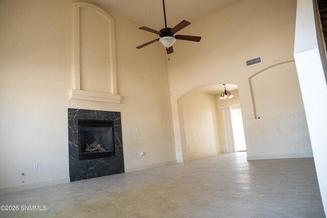 Building Photo - 804 Bonnie Ct