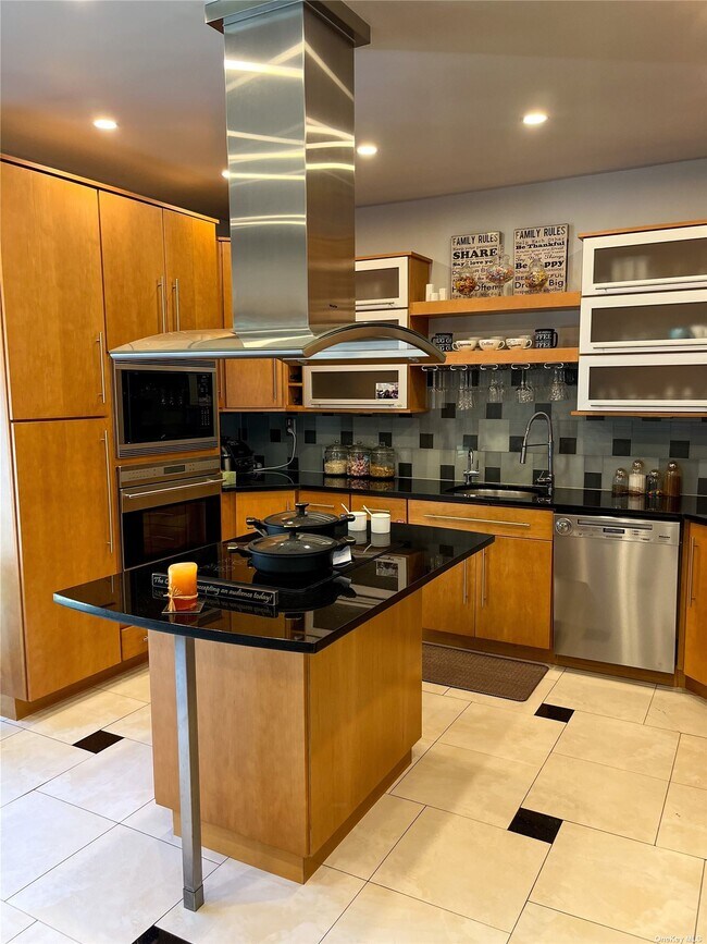 Foto del edificio - 5 Farm Ln