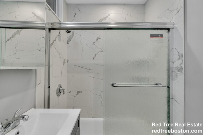 Foto del edificio - 142 Sutherland Rd