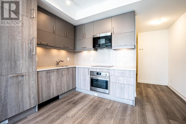 Building Photo - 292-17292 Verdale Crossing