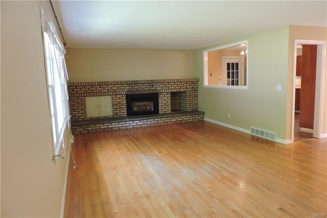 Foto del edificio - 154 Brookside Ln