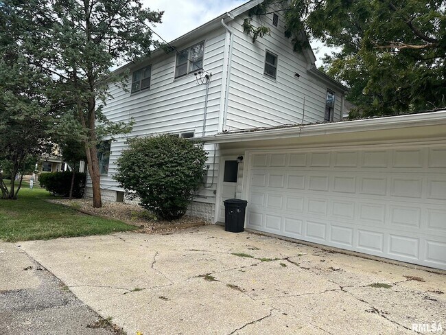 Foto del edificio - 202 N State St