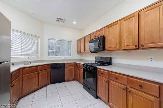Foto del edificio - 8940 Spotted Tail Ave