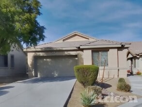 Building Photo - 2204 Turtle Beach Ave