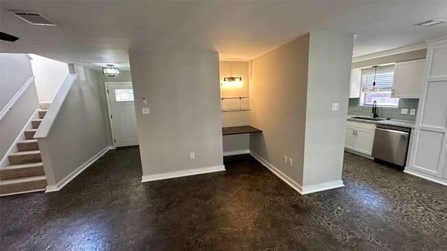 Building Photo - 2 W Mistybreeze Cir