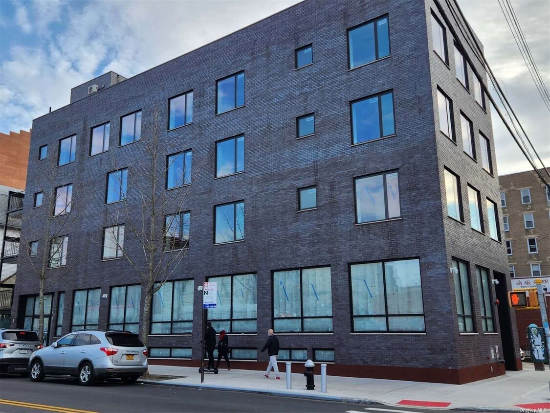 Foto principal - 42-8 Bowne St