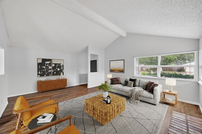 Foto del edificio - 22711 Smokey Hill Dr