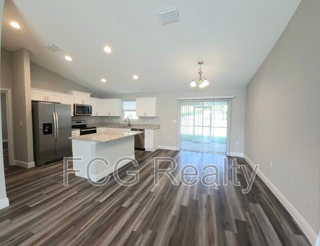 Foto del edificio - 7 Hemlock Radial Ln