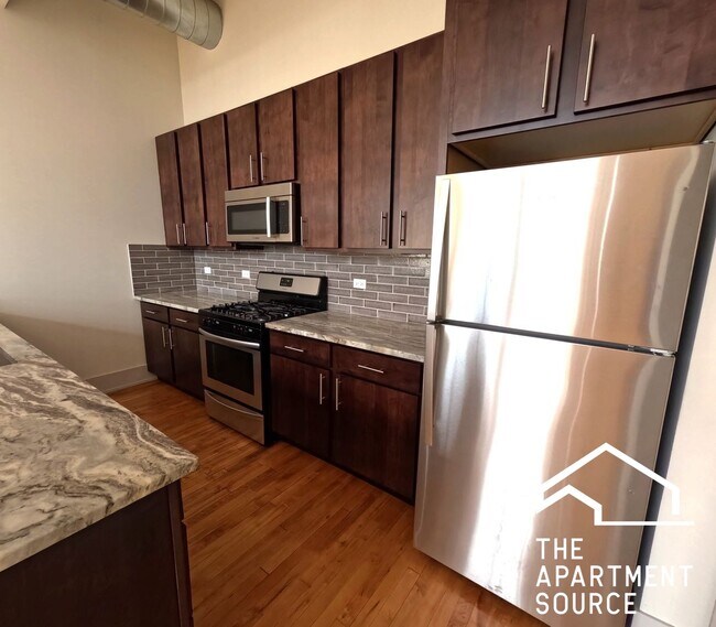 Building Photo - 1432 W 21st St