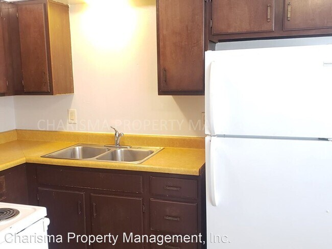 Foto del edificio - 410-412 N Spring Ave