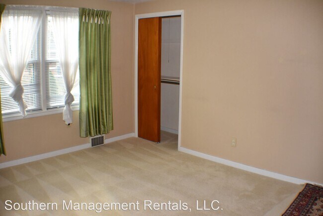Foto del edificio - 3 br, 1.5 bath House - 172 Sycamore Lane
